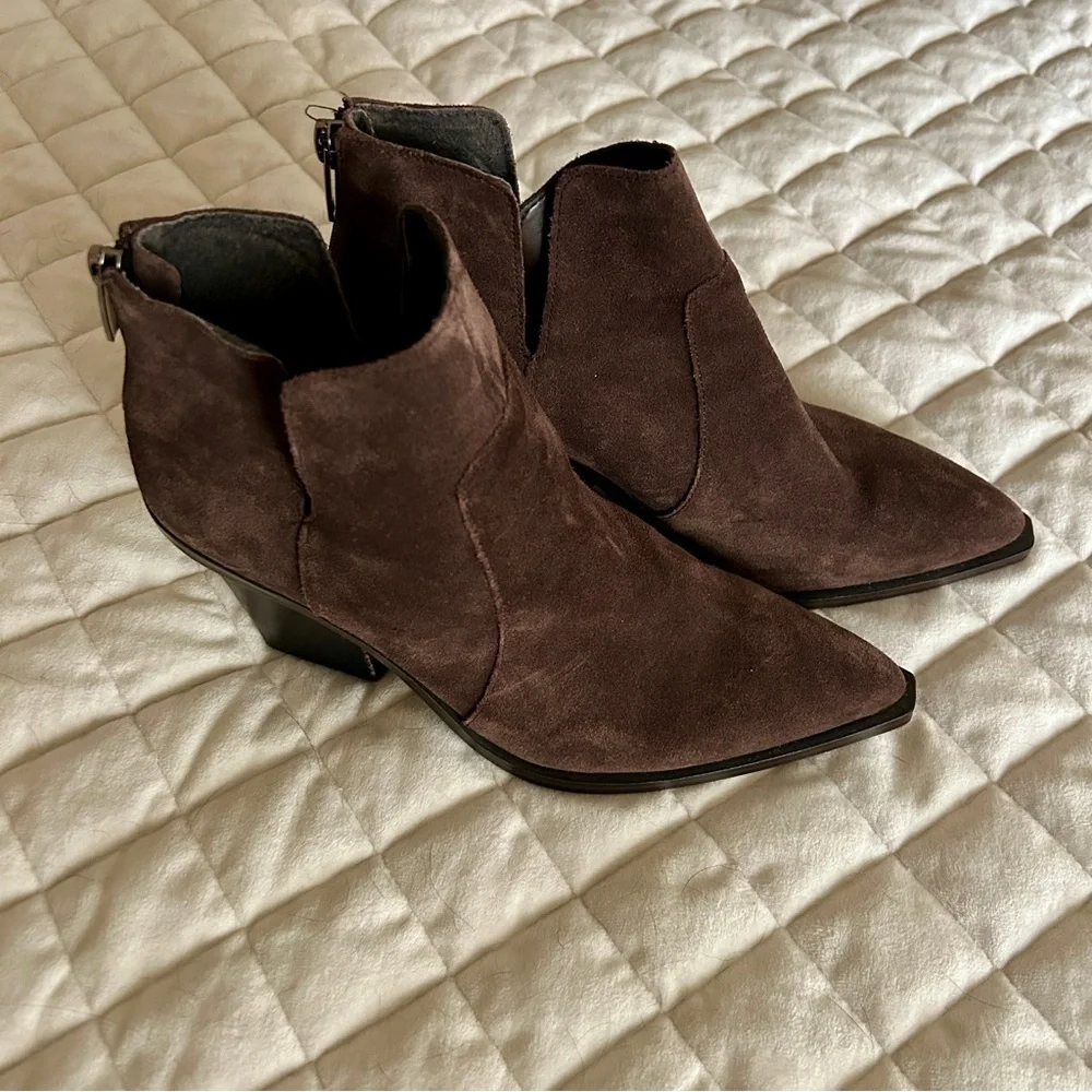 Vince Camuto Gwelona Dark Brown Booties